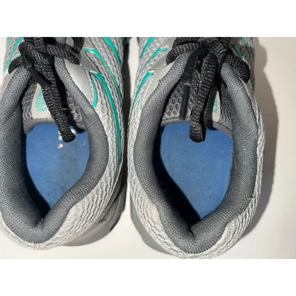 K-Swiss Tubes Comfort 200 athletic shoes. Size 8.5 (women)